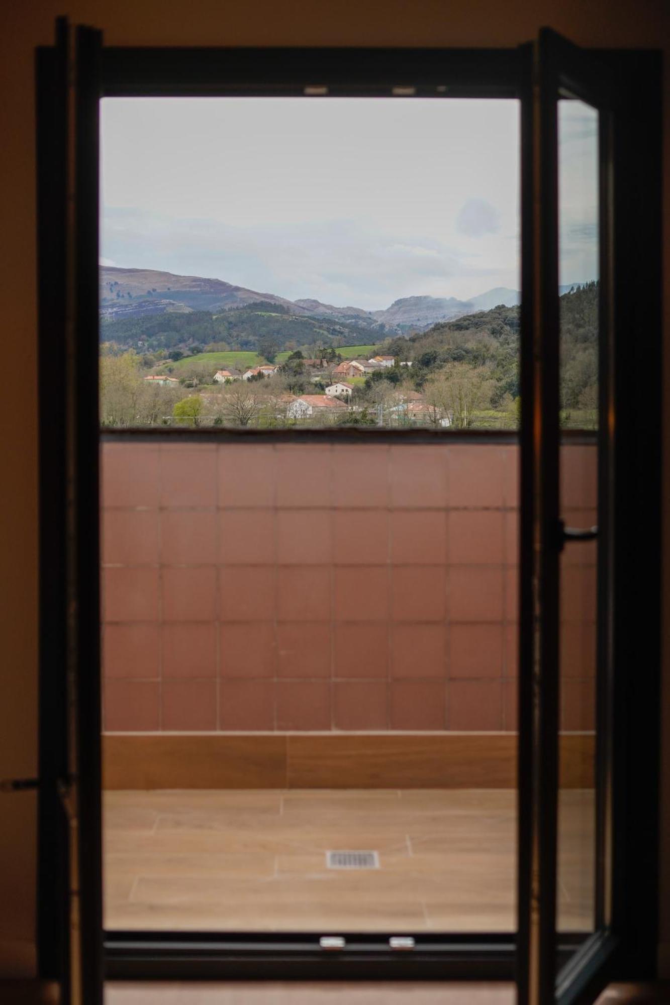 Hotel Los Pasiegos オスナヨ エクステリア 写真